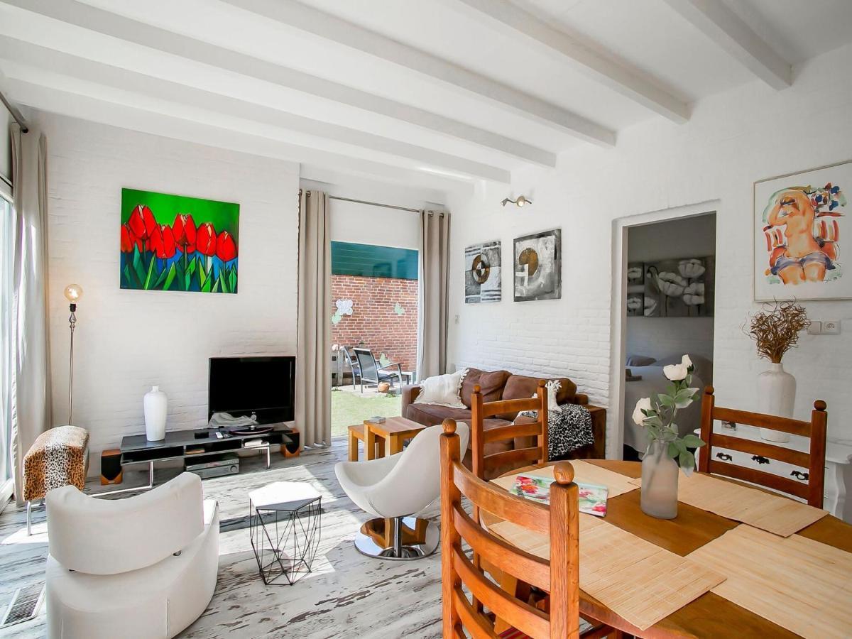 Lovely Bungalow In Noordwijkerhout With Garden Esterno foto
